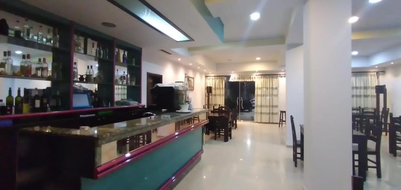Hotel Edland Vlorë Εξωτερικό φωτογραφία