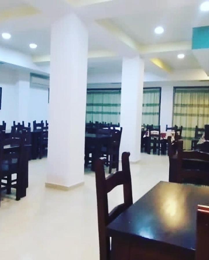 Hotel Edland Vlorë Εξωτερικό φωτογραφία