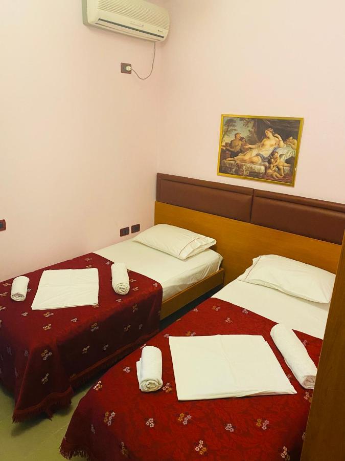 Hotel Edland Vlorë Εξωτερικό φωτογραφία