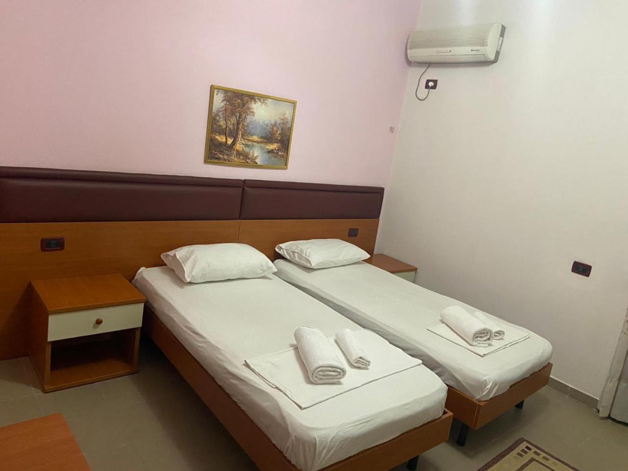 Hotel Edland Vlorë Εξωτερικό φωτογραφία