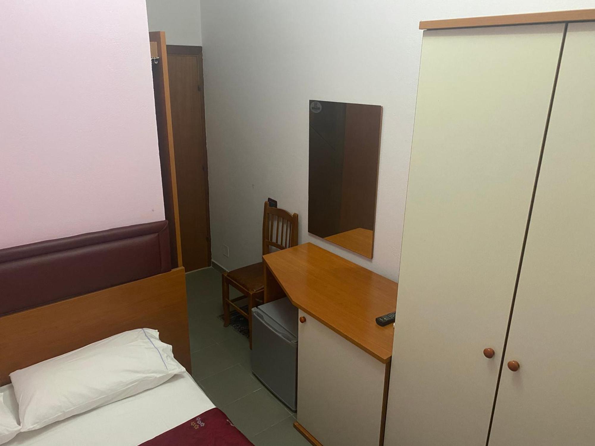 Hotel Edland Vlorë Εξωτερικό φωτογραφία