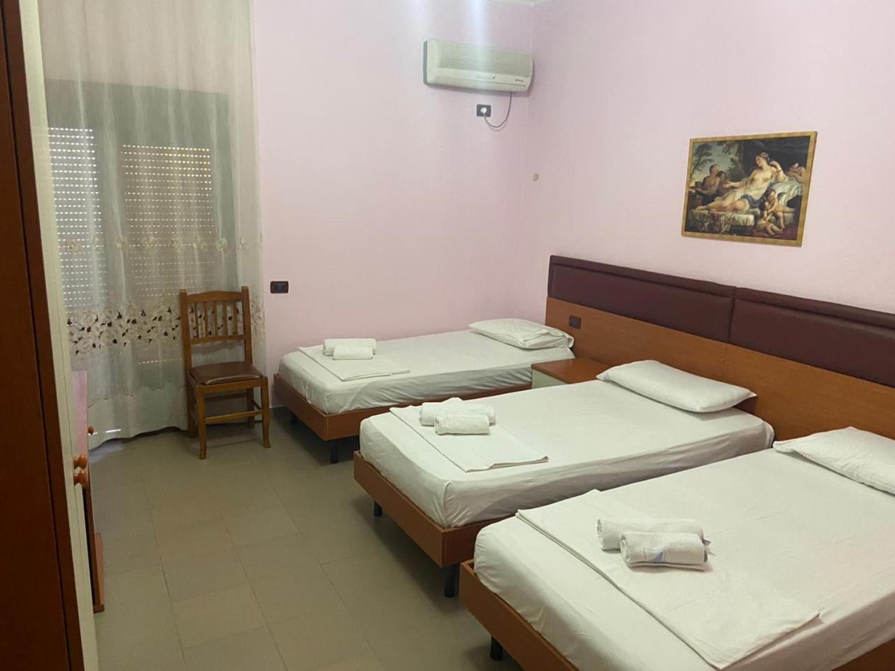 Hotel Edland Vlorë Εξωτερικό φωτογραφία