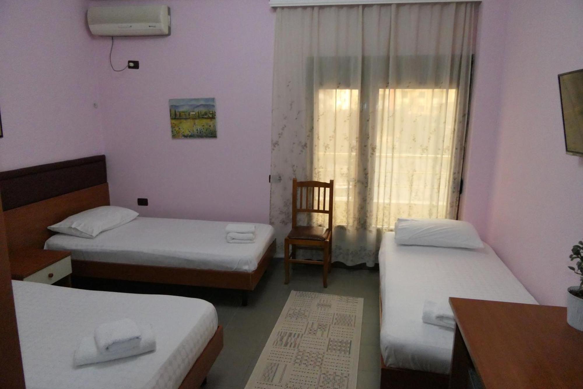 Hotel Edland Vlorë Εξωτερικό φωτογραφία