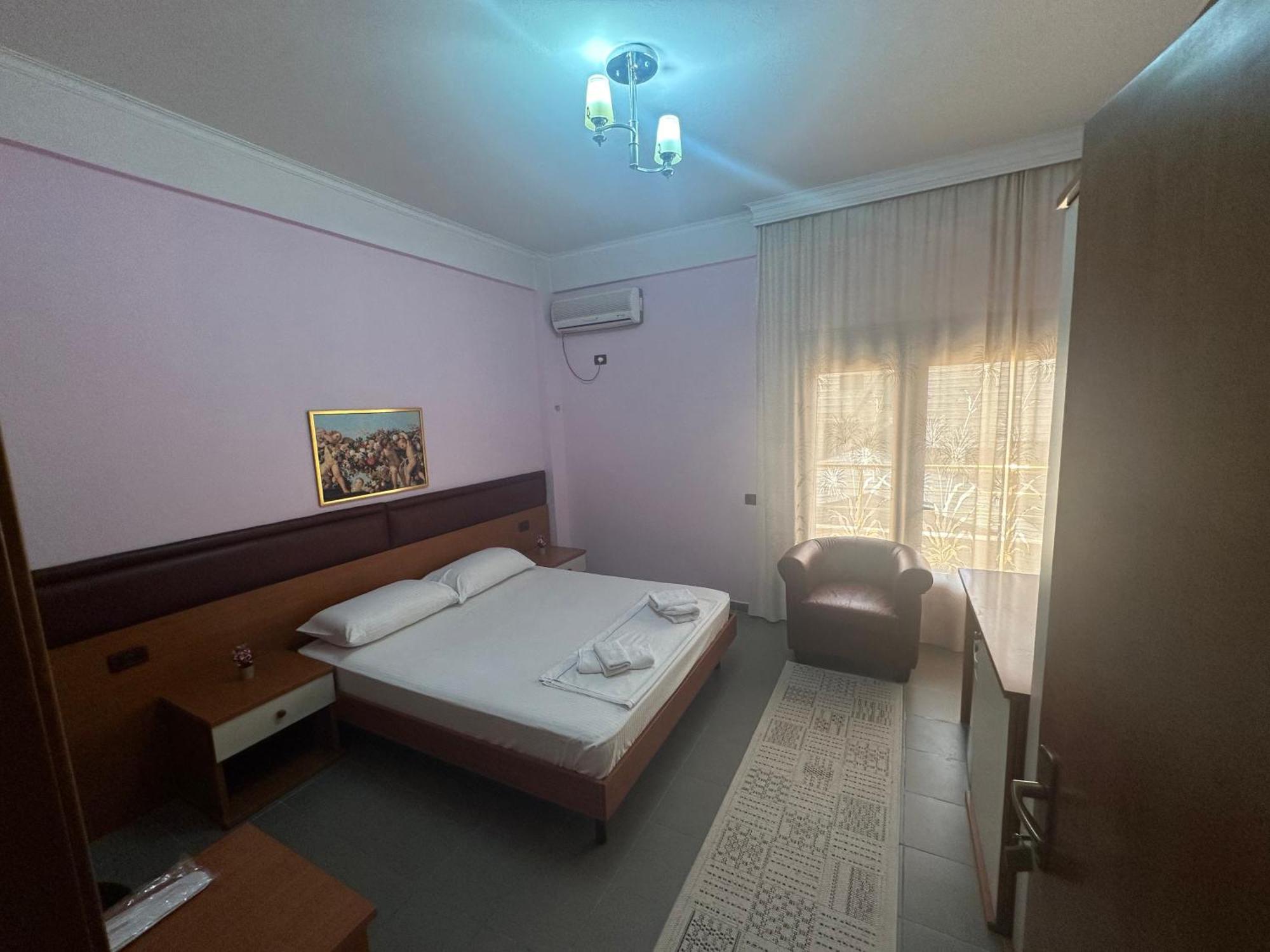 Hotel Edland Vlorë Εξωτερικό φωτογραφία